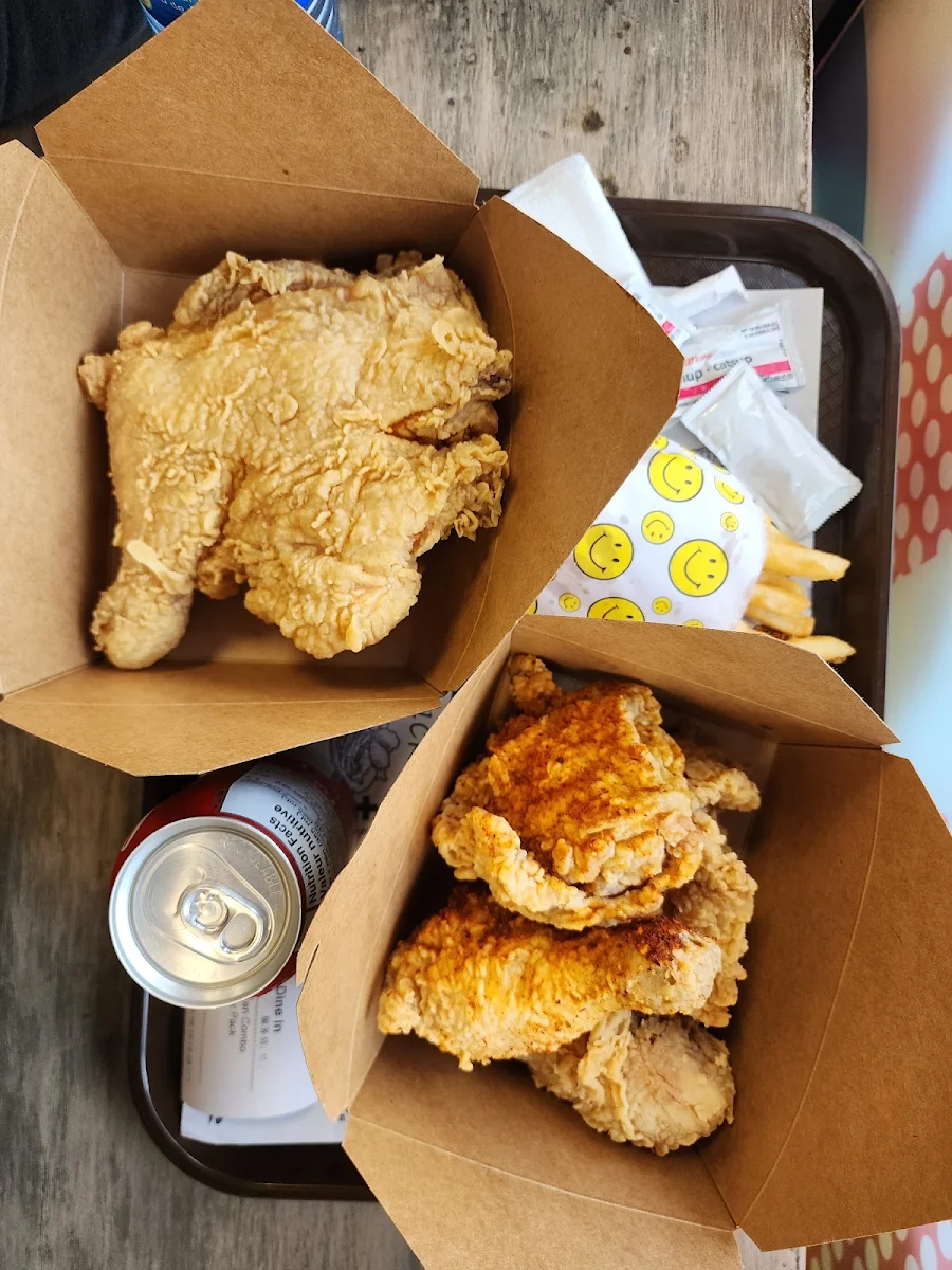 fried chicken wings 炸全翅